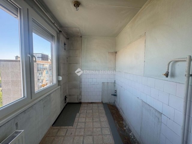 Eladó panellakás, Budapesten, XXI. kerületben 49.9 M Ft, 3 szobás