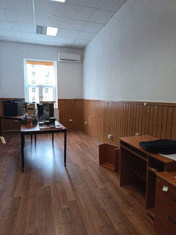 Eladó iroda, Kaposváron 64.9 M Ft, 6+1 szobás