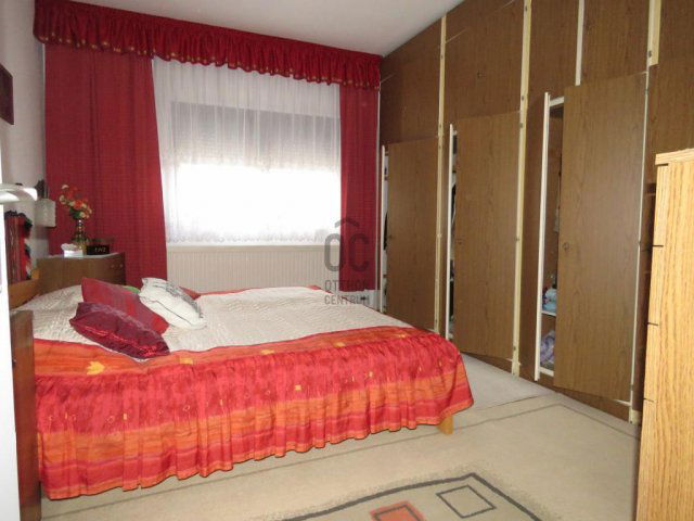 Eladó családi ház, Budapesten, XVI. kerületben 190 M Ft