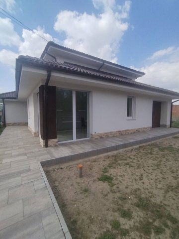 Eladó ikerház, Gödön 120 M Ft, 4 szobás / költözzbe.hu