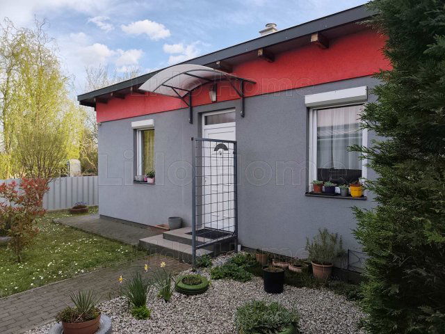 Eladó ipari ingatlan, Balatonkenesén 380 M Ft, 5 szobás