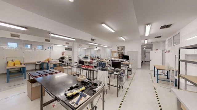 Eladó ipari ingatlan, Szentendrén 368 M Ft / költözzbe.hu