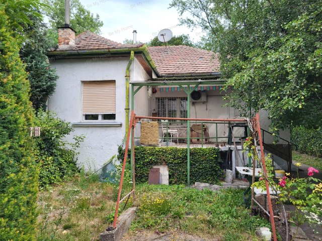 Eladó ikerház, Budapesten, III. kerületben 89.9 M Ft, 3 szobás