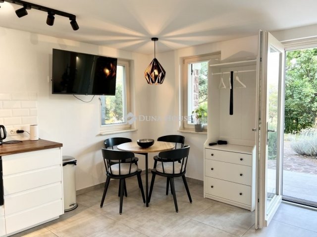 Eladó nyaraló, Felsőörsön 139 M Ft, 2 szobás