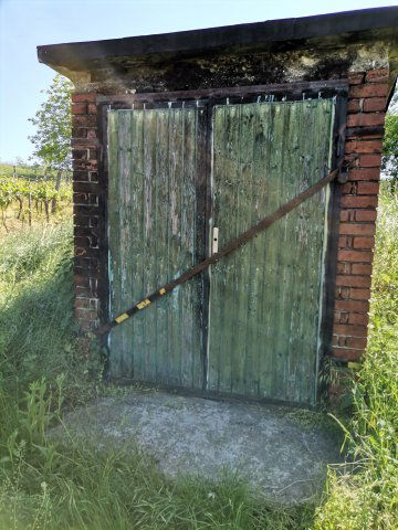 Eladó mezogazdasagi ingatlan, Vanyolán 10 M Ft