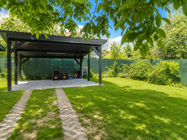 Eladó családi ház, Gödöllőn 129.9 M Ft, 4 szobás