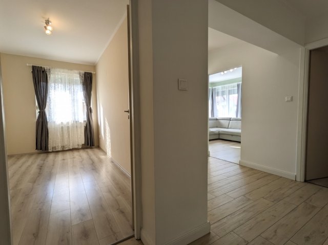 Kiadó téglalakás, albérlet, Debrecenben 290 E Ft / hó, 3 szobás