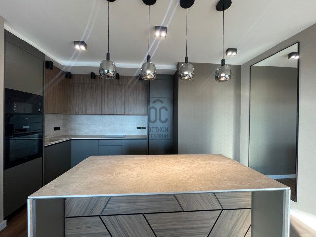 Eladó téglalakás, Debrecenben 222 M Ft, 3 szobás