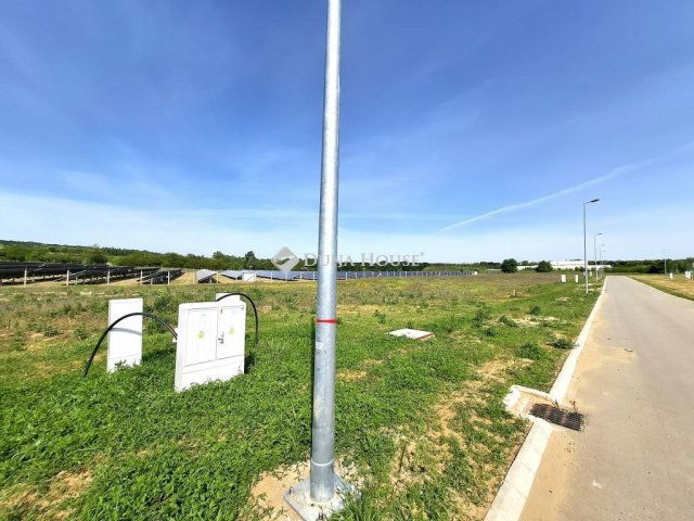 Eladó ipari ingatlan, Gödöllőn 49.817 M Ft