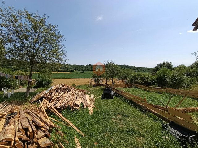 Eladó családi ház, Velényen 10.9 M Ft, 4 szobás