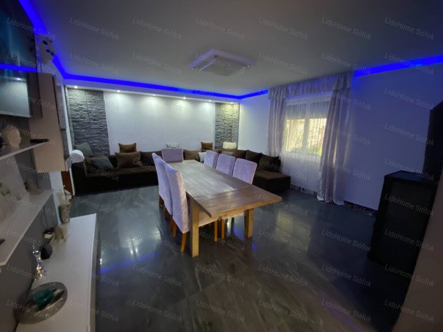 Eladó családi ház, Enyingen 70 M Ft, 4 szobás