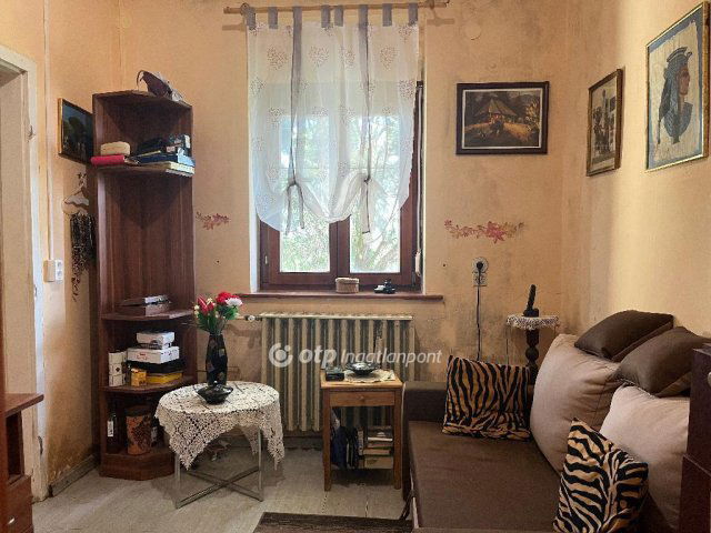 Eladó családi ház, Érden 66 M Ft, 2 szobás