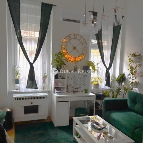 Eladó téglalakás, Budapesten, VII. kerületben 59 M Ft, 1 szobás