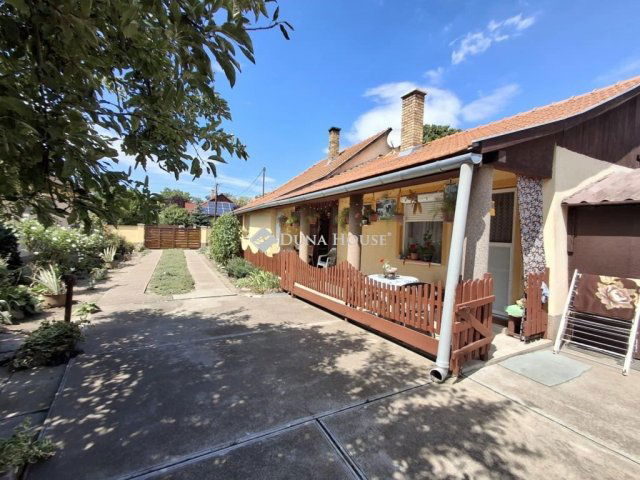 Eladó családi ház, Berettyóújfaluban 52 M Ft, 3 szobás
