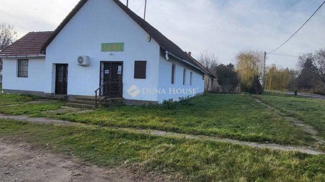 Eladó családi ház, Nagyvenyimen 38.7 M Ft, 2 szobás