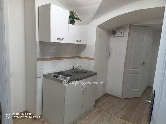 Eladó téglalakás, Budapesten, VIII. kerületben 22.5 M Ft