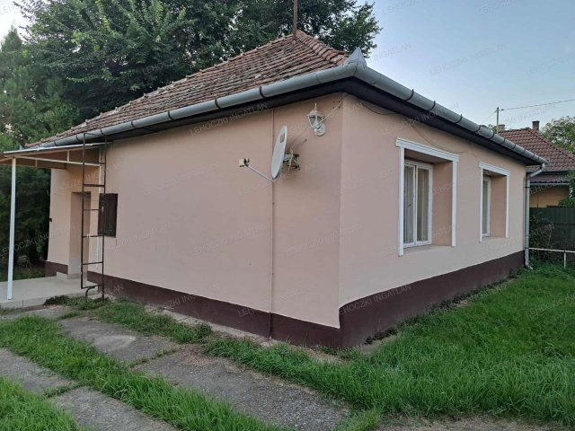 Eladó családi ház, Nyíregyházán 34.9 M Ft, 2 szobás