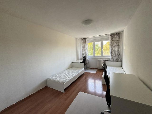 Eladó panellakás, Budapesten, III. kerületben 68.9 M Ft, 2 szobás