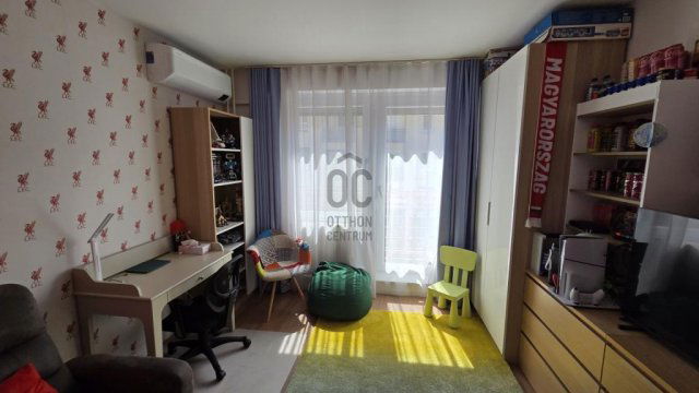 Eladó panellakás, Budapesten, III. kerületben 128.888 M Ft