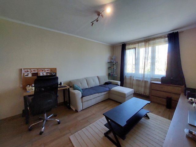 Eladó panellakás, Szegeden, József Attila sugárúton 41.9 M Ft