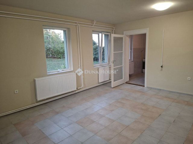 Eladó családi ház, Nyíregyházán 115 M Ft, 3 szobás