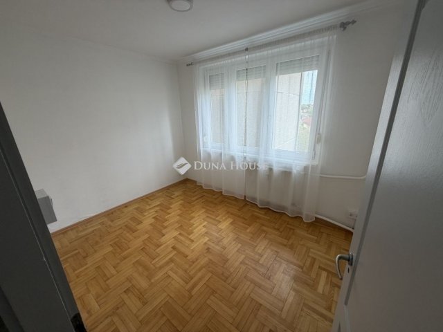 Eladó panellakás, Budapesten, XVIII. kerületben 64.9 M Ft
