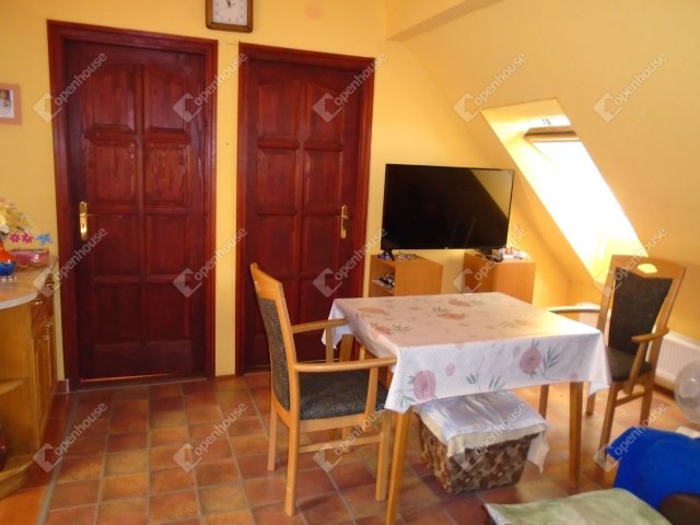 Eladó családi ház, Mesterszálláson 16 M Ft, 3 szobás