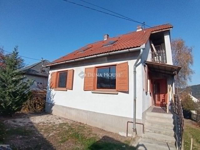 Eladó családi ház, Epölön 72.9 M Ft, 4 szobás