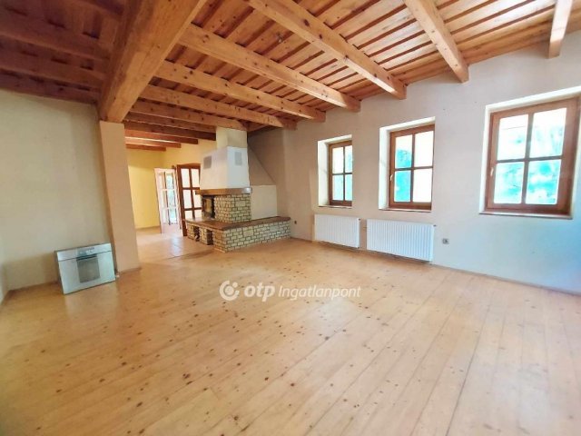 Eladó családi ház, Kecskeméten 124.9 M Ft, 1+4 szobás