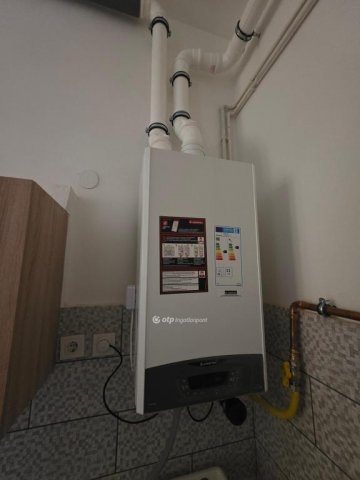 Eladó téglalakás, Budapesten, VI. kerületben 84.9 M Ft, 2 szobás