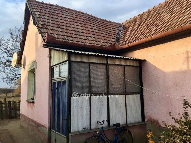 Eladó családi ház, Nyírmártonfalván 14.5 M Ft, 2 szobás