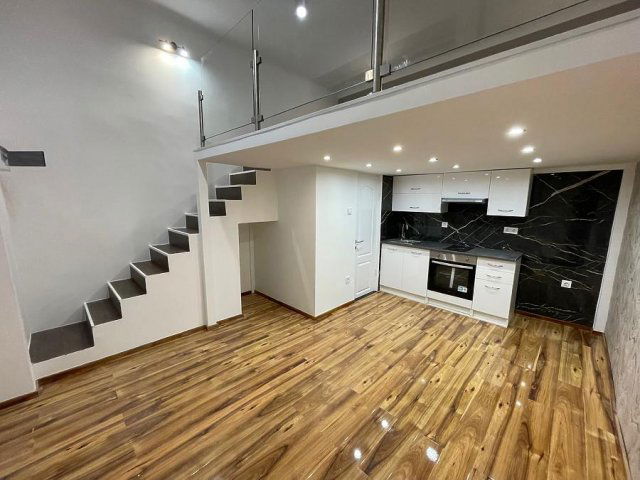 Eladó téglalakás, Budapesten, VII. kerületben, Dembinszky utcában