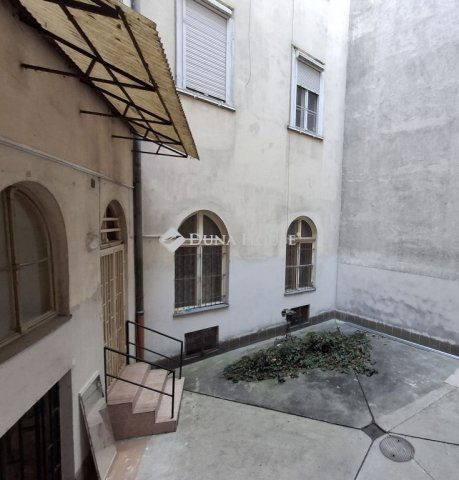 Kiadó üzlethelyiség, Budapesten, VIII. kerületben 500 E Ft / hó