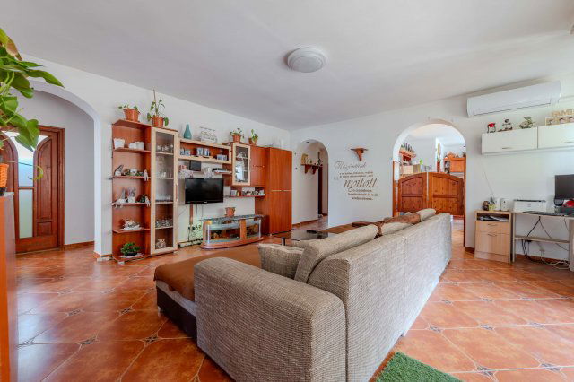 Eladó családi ház, Tárnokon 95 M Ft, 4+1 szobás