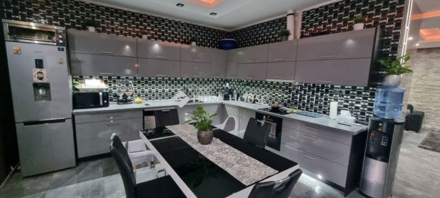 Eladó családi ház, Budapesten, XV. kerületben 199.9 M Ft