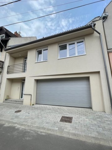 Kiadó téglalakás, albérlet, Debrecenben 170 E Ft / hó, 2 szobás