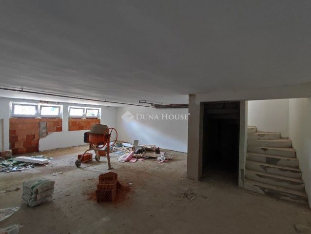 Eladó ikerház, Budapesten, XVII. kerületben 69.99 M Ft, 5 szobás