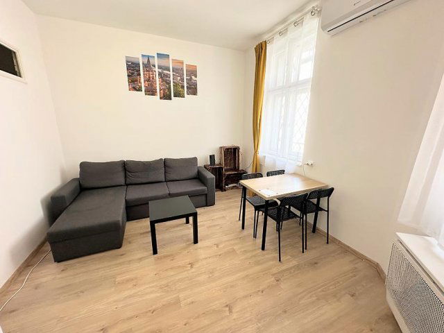 Eladó téglalakás, XIII. kerületben, Kresz Géza utcában