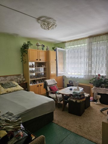 Eladó panellakás, Salgótarjánban 4.6 M Ft, 1+1 szobás