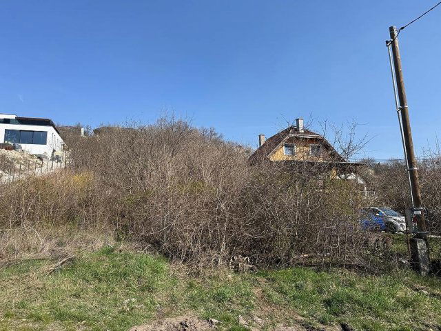 Eladó telek, Pomázon 40 M Ft / költözzbe.hu