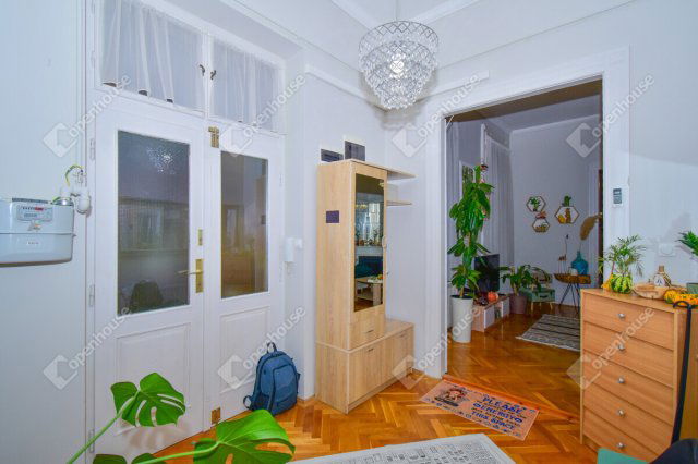 Eladó téglalakás, Szegeden 79.9 M Ft, 3 szobás