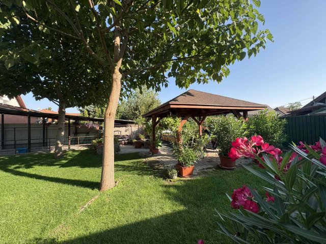 Eladó családi ház, Dunaharasztin 193 M Ft, 4+1 szobás