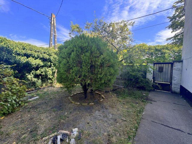 Eladó családi ház, Budapesten, X. kerületben 88 M Ft, 7 szobás