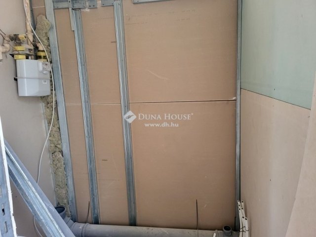 Eladó családi ház, Budapesten, XVII. kerületben 47.5 M Ft