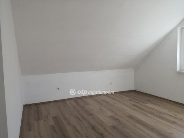 Eladó családi ház, Kecskeméten 165 M Ft, 3 szobás