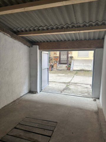Eladó garázs, Budapesten, IX. kerületben 13.5 M Ft