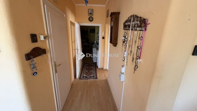 Eladó családi ház, Szombathelyen 72.9 M Ft, 2 szobás