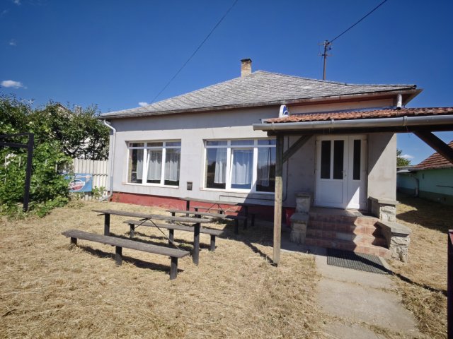 Eladó családi ház, Vaján 15.5 M Ft, 1 szobás