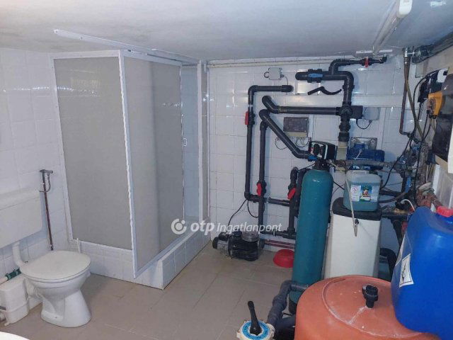 Eladó családi ház, Kecskeméten 149 M Ft, 6 szobás