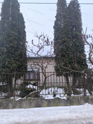 Eladó családi ház, Tiszaföldváron 13.5 M Ft, 2+1 szobás